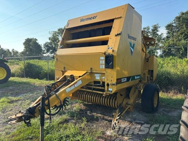 Vermeer 5520 Rebel Rundballenpressen
