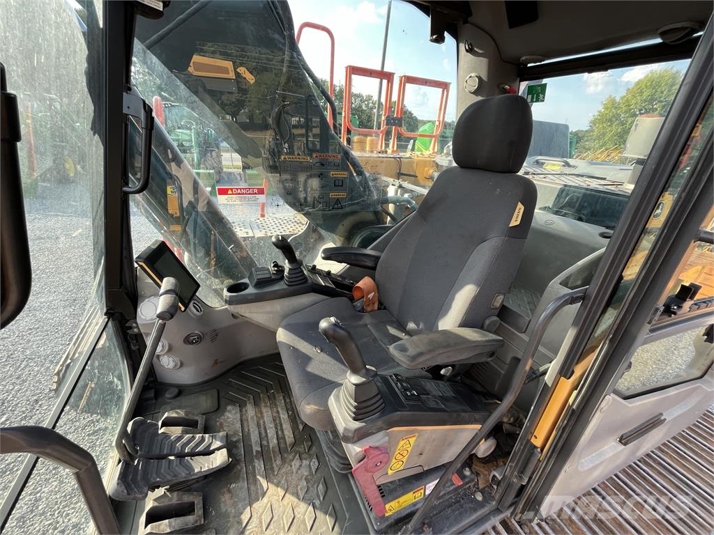 Volvo EC200EL 大型油圧ショベル12t以上(パワーショベル・ユンボ)