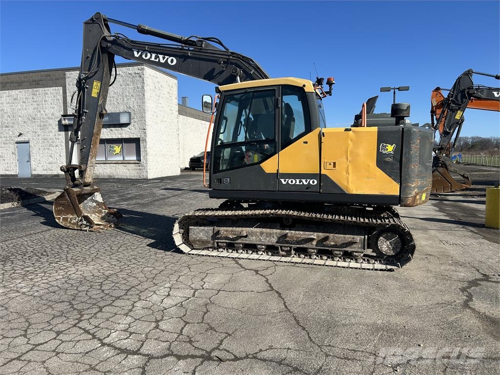 Volvo ECR140EL 대형 굴삭기 29톤 이상