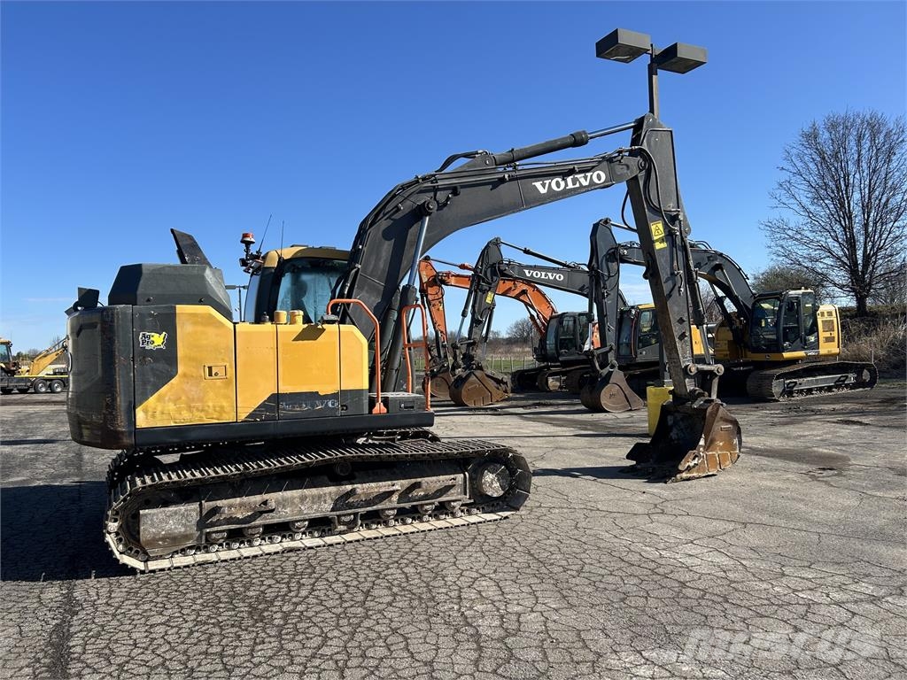 Volvo ECR140EL 대형 굴삭기 29톤 이상