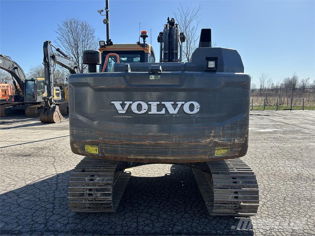 Volvo ECR140EL 대형 굴삭기 29톤 이상