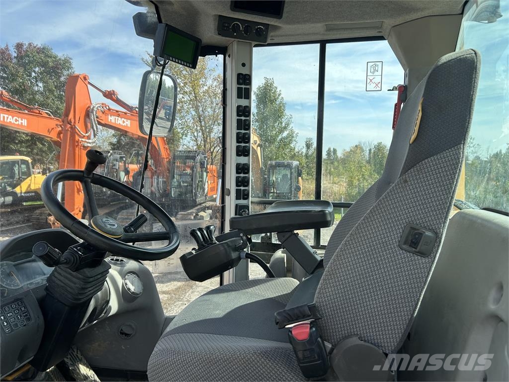 Volvo L70H Pale gommate