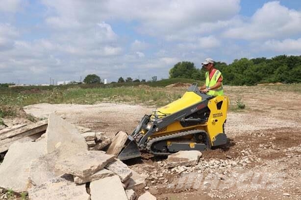 Wacker Neuson SM120 Mininakladače