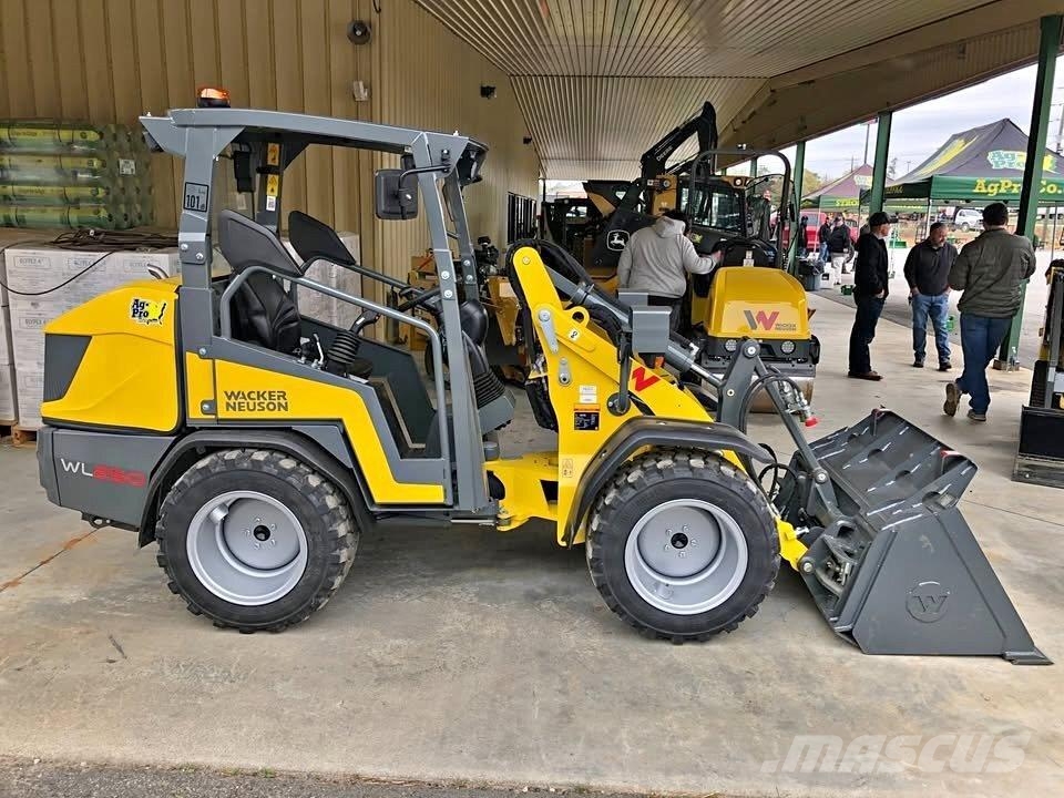 Wacker Neuson WL250 Mininakladače