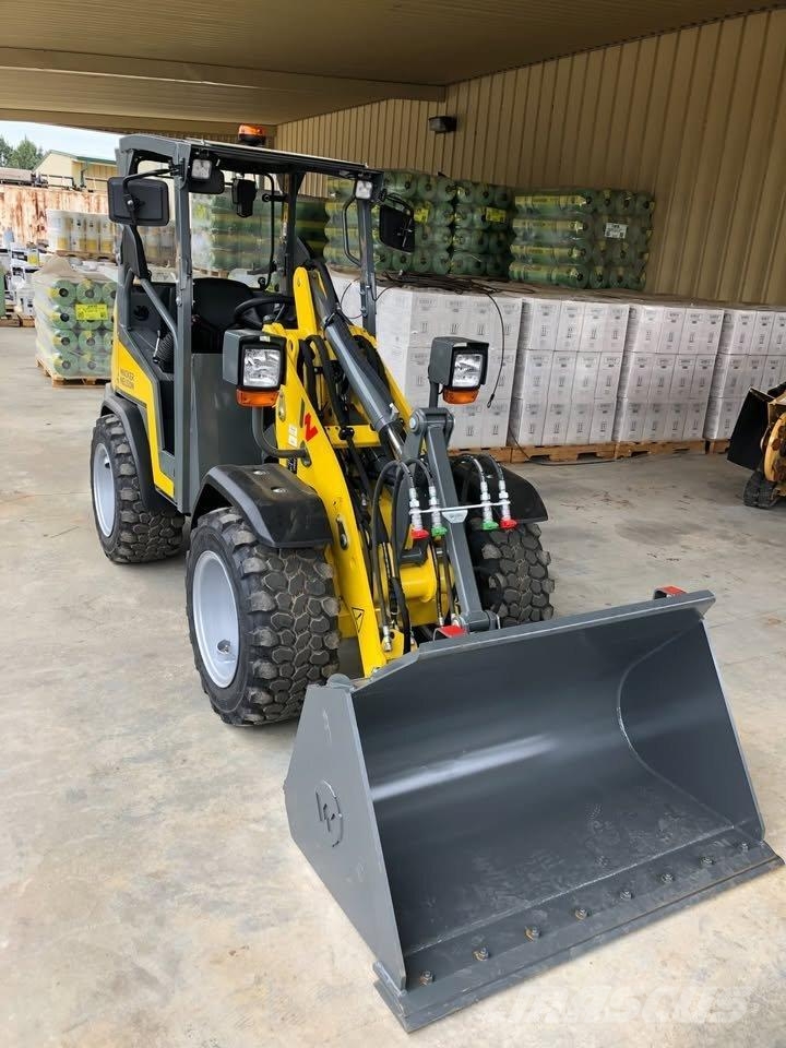 Wacker Neuson WL250 Mininakladače