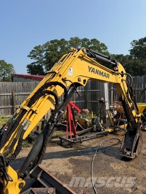Yanmar MO35-6A 小型挖掘机