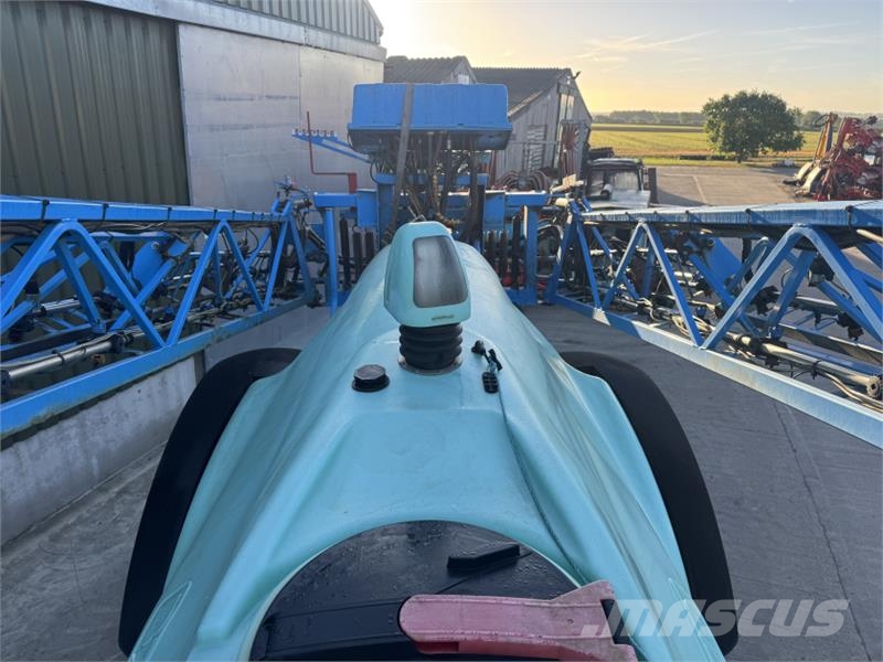 Berthoud Tenor 43-46 30/32m Trailed Sprayer Zamontowane opryskiwacze
