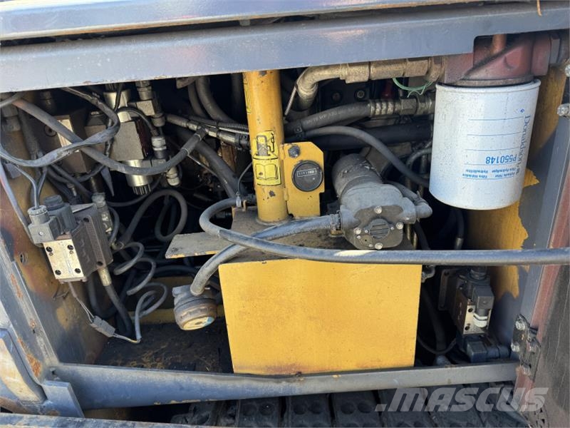 Bitelli BB 621C Paver Tombereau articulé