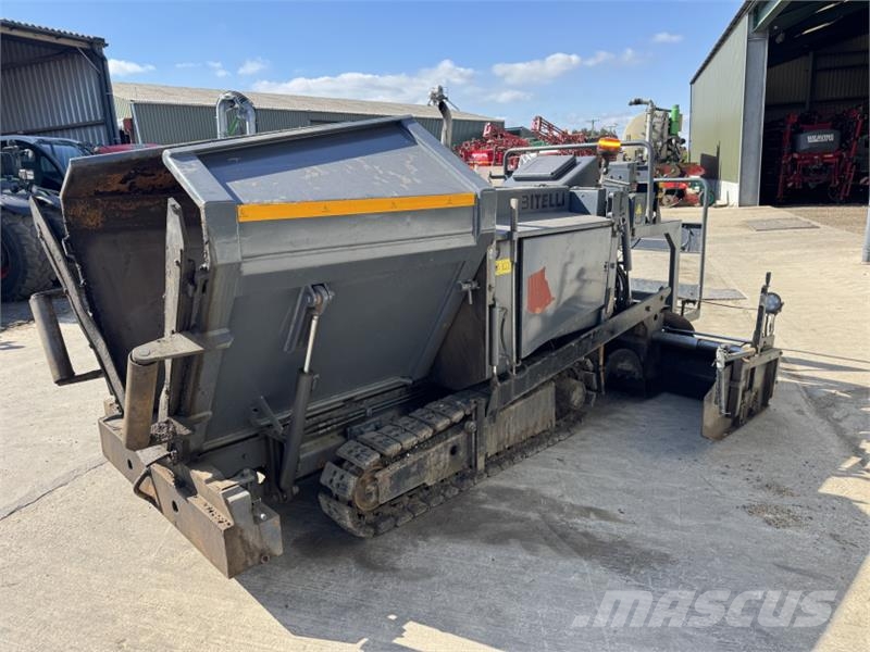 Bitelli BB 621C Paver Tombereau articulé