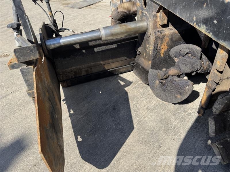 Bitelli BB 621C Paver Tombereau articulé