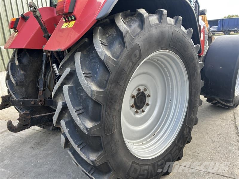 Case IH CVX 170 Tractores
