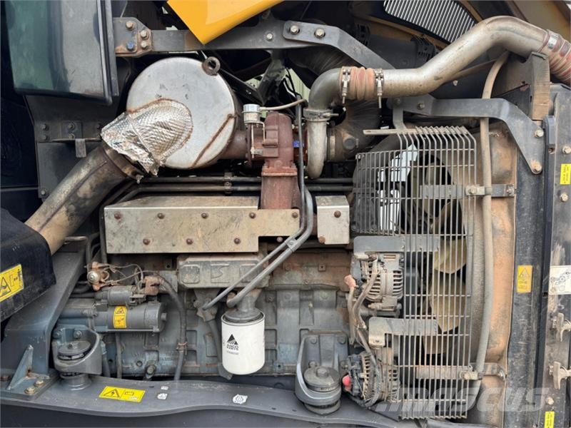 CAT Challenger 765 D **Video Below** Traktorer