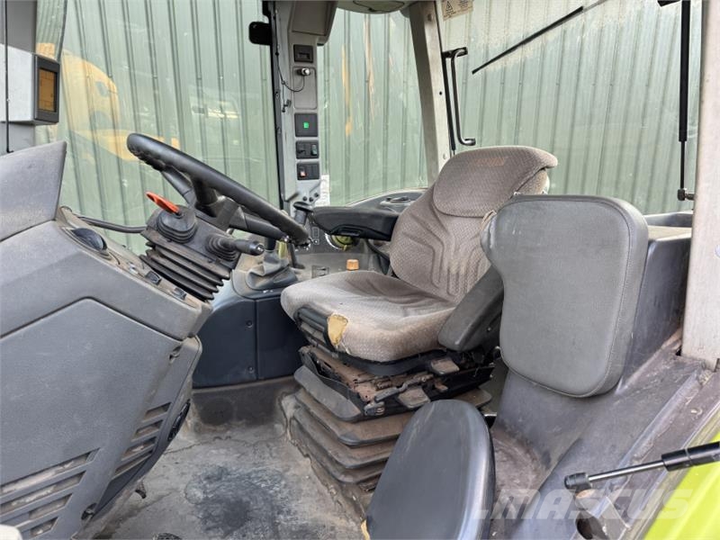 CLAAS Ares 697 ATZ Traktori