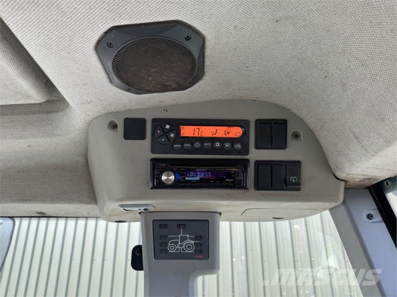 CLAAS Axion 850 Traktoren