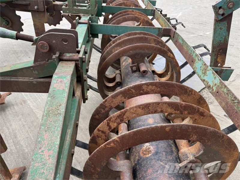 Cousins V-Form Low Disturbance Subsoiler **Video Below** Cultivators
