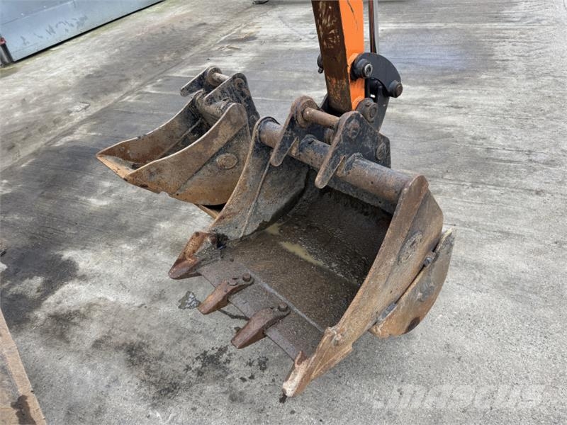 Doosan DX27z Digger Karjeriniai savivarčiai