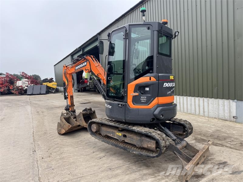Doosan DX27z Digger Karjeriniai savivarčiai