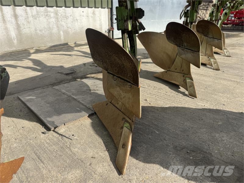 Dowdeswell MA 145 7 Furrow Plough Conventional ploughs
