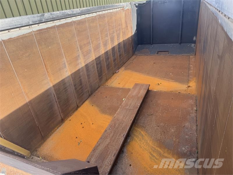 Fliegl Gigant ASW 271 20T Trailer and Muck Spreader Getreideanhänger