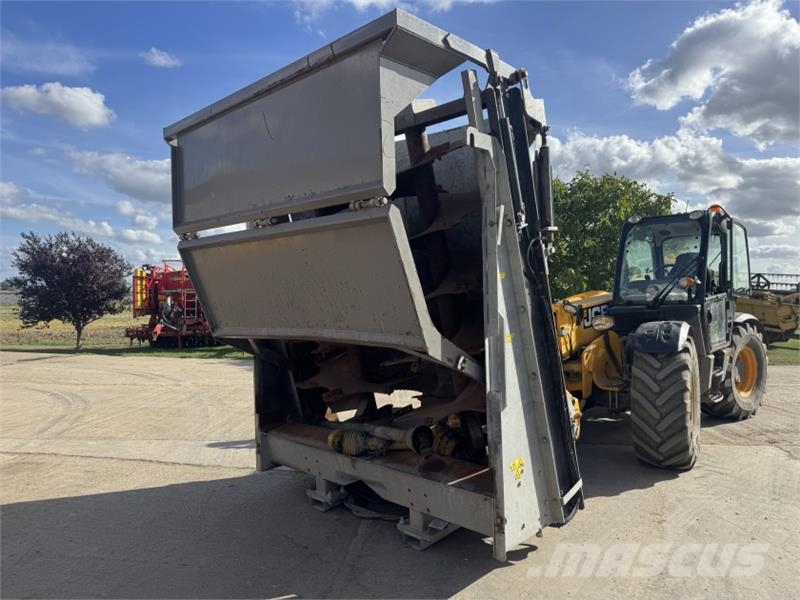 Fliegl Gigant ASW 271 20T Trailer and Muck Spreader Getreideanhänger