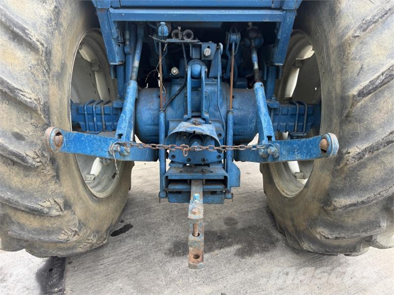 Ford 6600 2WD Tractor الجرارات