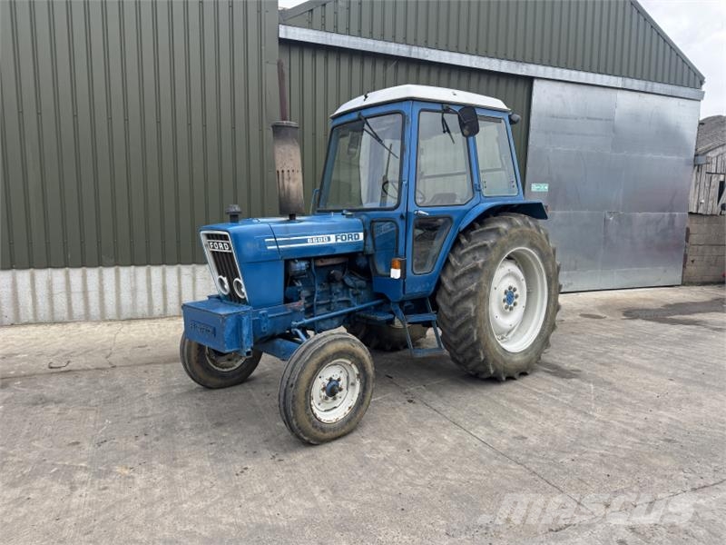 Ford 6600 2WD Tractor الجرارات