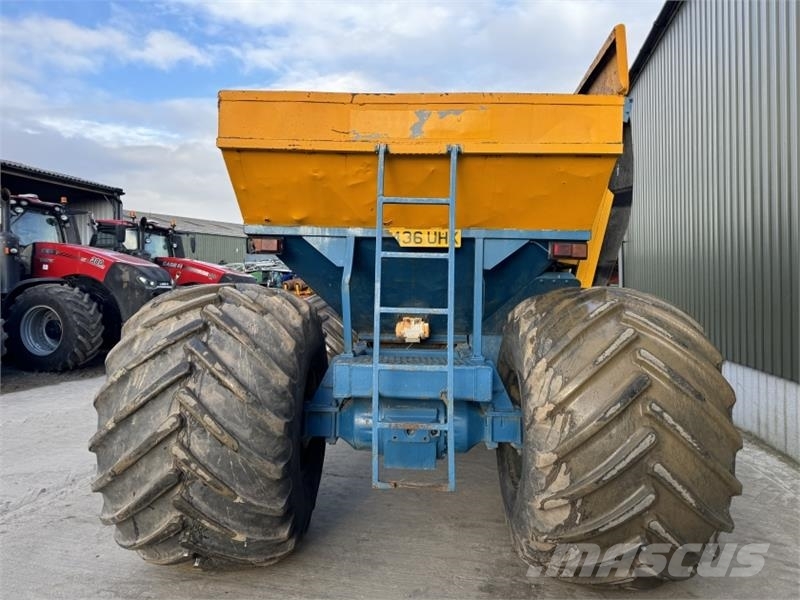 Ford 8210 Self Propelled Gravel Cart 트랙터