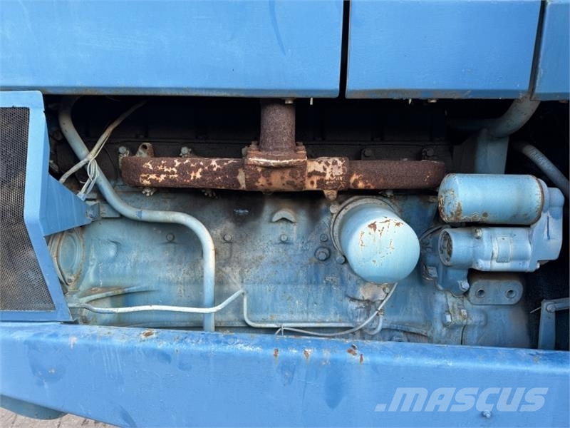 Ford 8210 Self Propelled Gravel Cart 트랙터