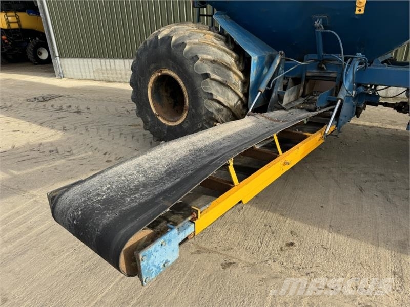 Ford 8210 Self Propelled Gravel Cart 트랙터