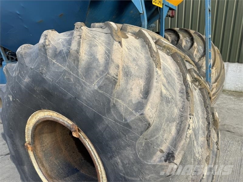 Ford 8210 Self Propelled Gravel Cart 트랙터