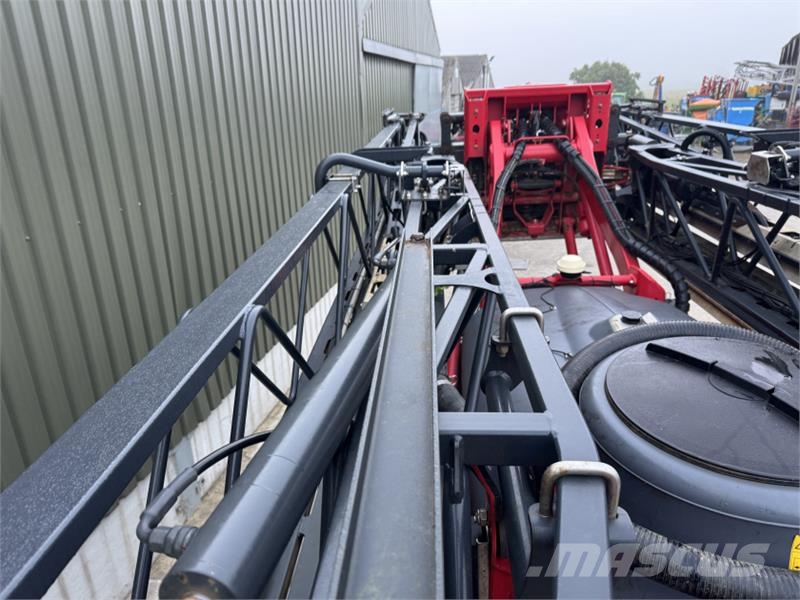 Horsch Leeb 4LT 32m Rögzített trágyaszórók