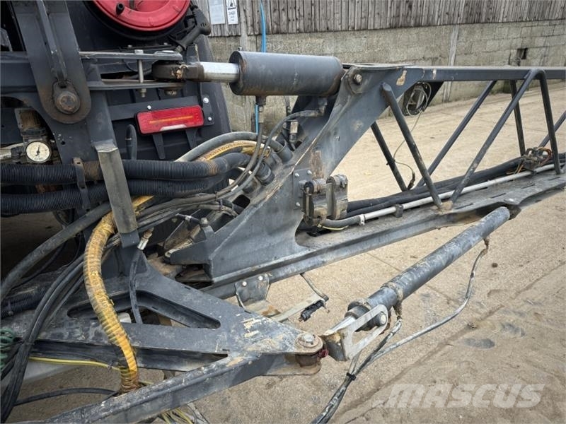 Horsch Leeb PT270 36m 8000L Ugradene prskalice