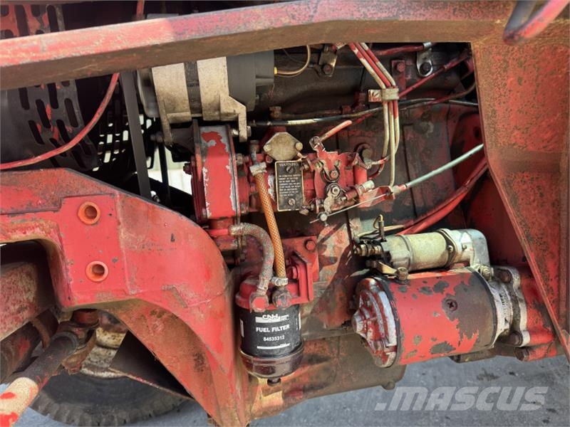International 454 c/w Loader Tratores Agrícolas usados