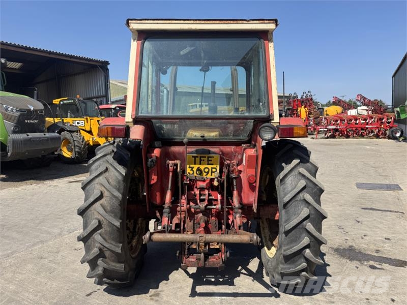 International 454 c/w Loader Tratores Agrícolas usados