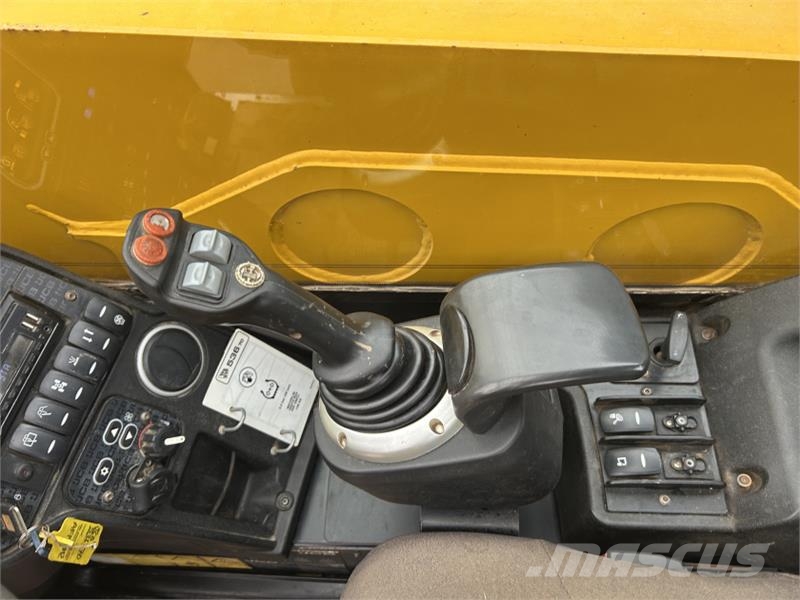 JCB 536-70 Agri Super مناولات متداخلة