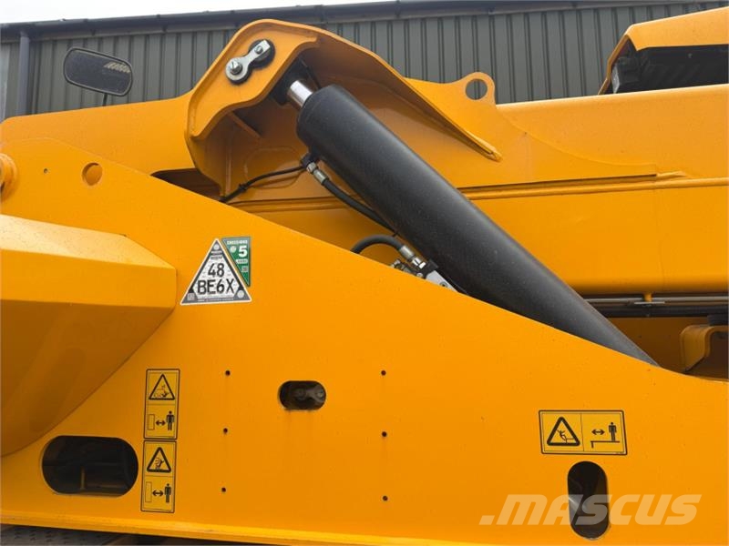 JCB 555-210R Rotating Telehandler Telescopic handlers
