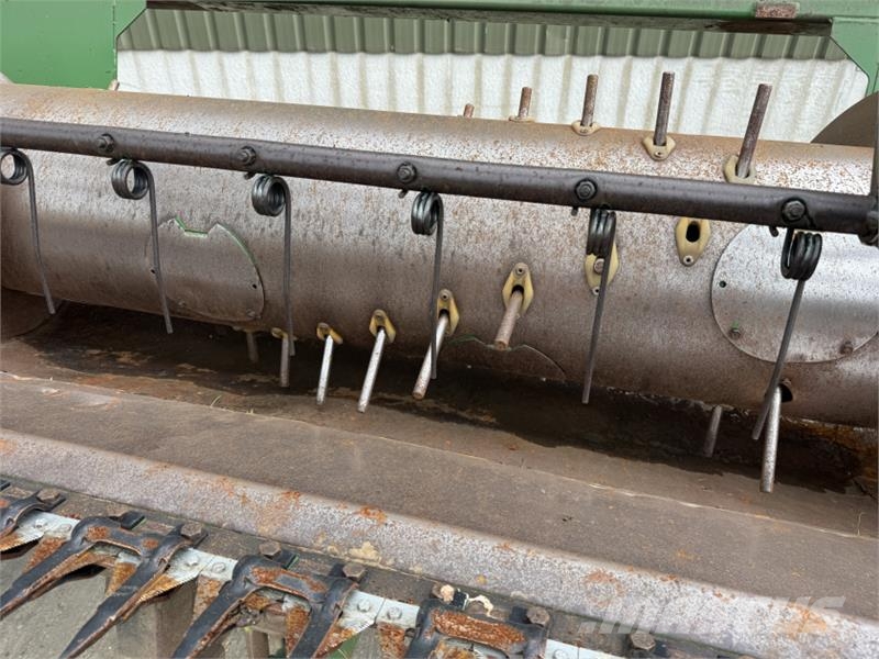 John Deere 2266 c/w 18ft Header Biçerdöver aksesuarlari