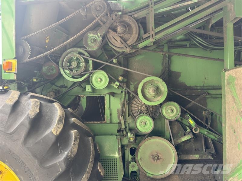 John Deere 2266 c/w 18ft Header Biçerdöver aksesuarlari