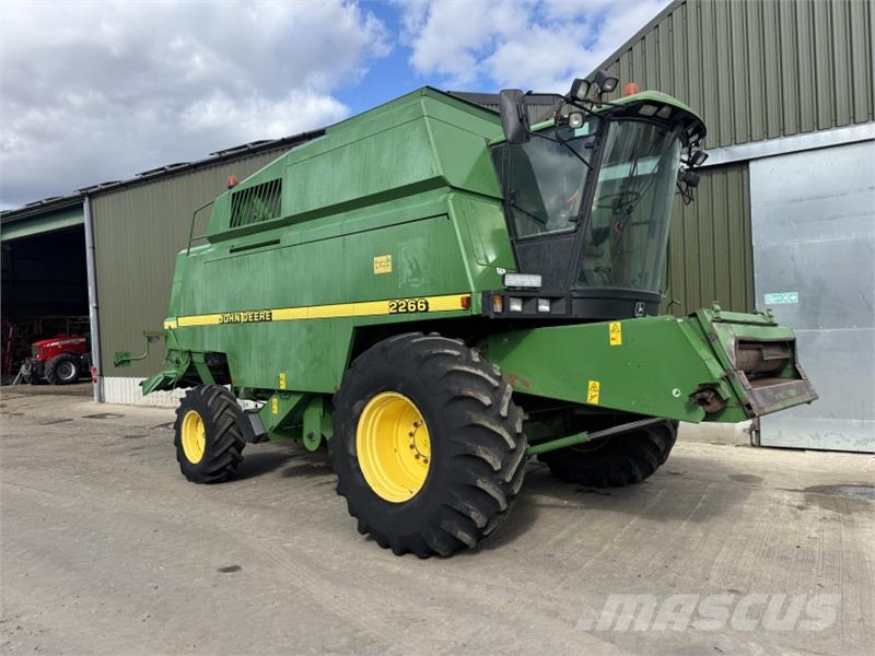 John Deere 2266 c/w 18ft Header Biçerdöver aksesuarlari
