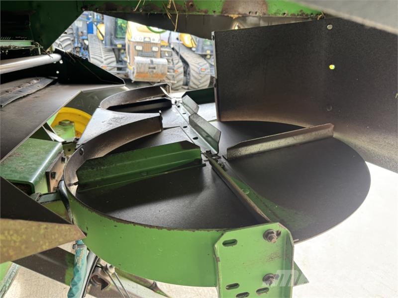 John Deere 2266 c/w 18ft Header Biçerdöver aksesuarlari