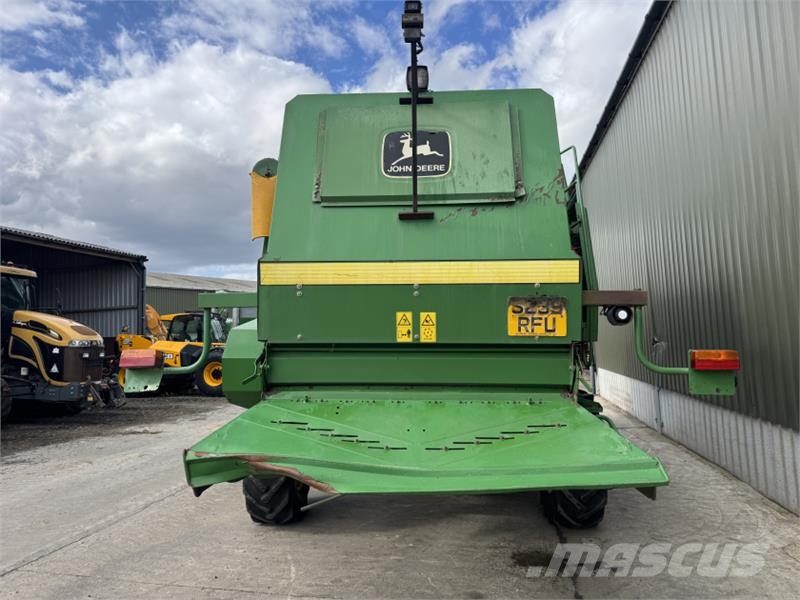 John Deere 2266 c/w 18ft Header Biçerdöver aksesuarlari