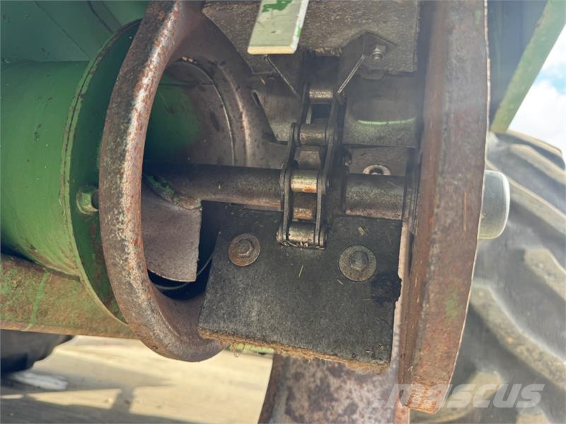 John Deere 2266 c/w 18ft Header Biçerdöver aksesuarlari