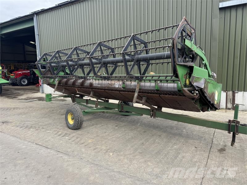 John Deere 2266 c/w 18ft Header Biçerdöver aksesuarlari