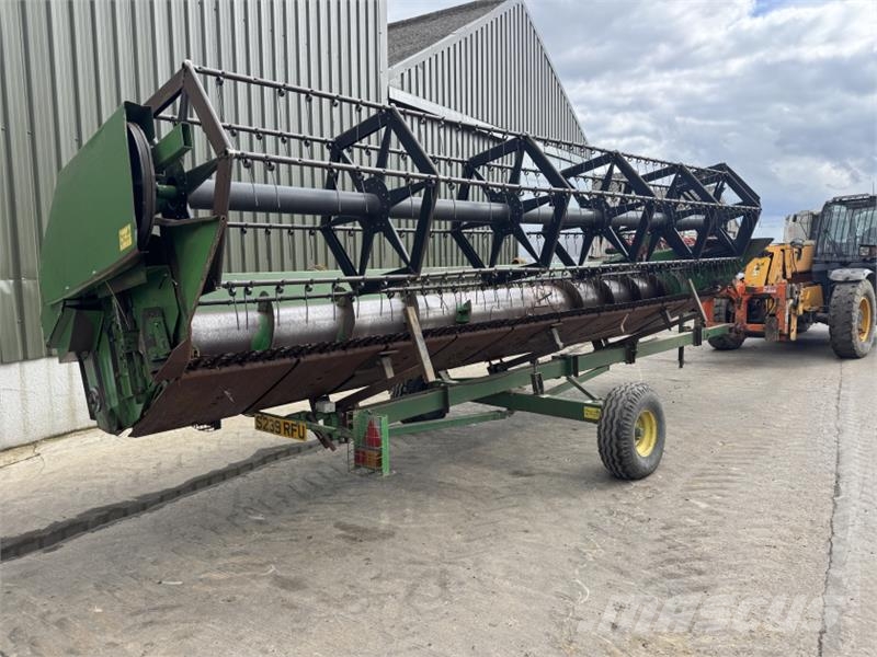 John Deere 2266 c/w 18ft Header Biçerdöver aksesuarlari