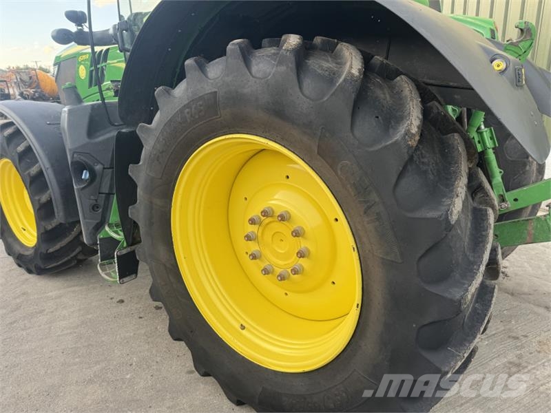 John Deere 6215R Autopower Tractors
