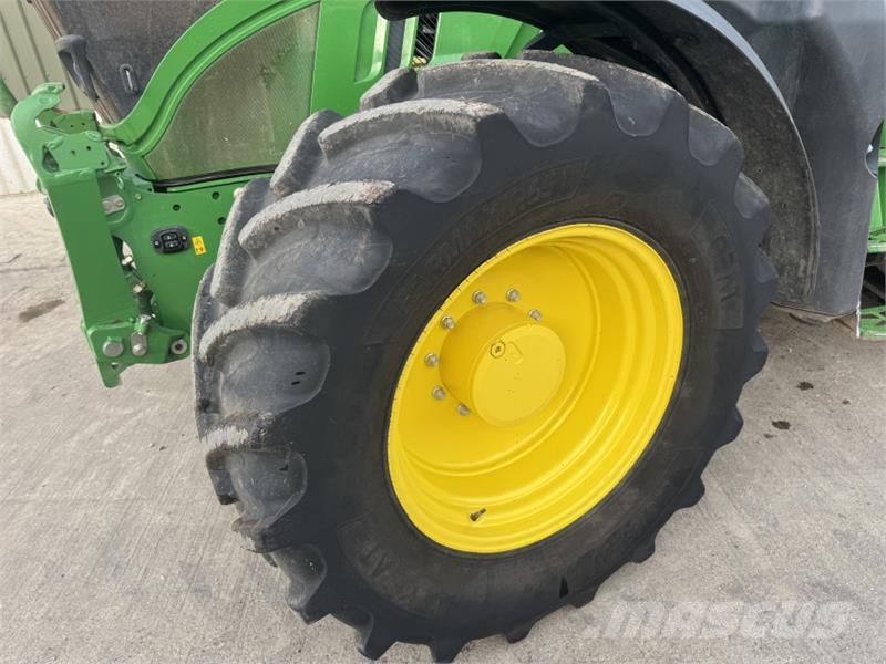John Deere 6215R Autopower Tractors