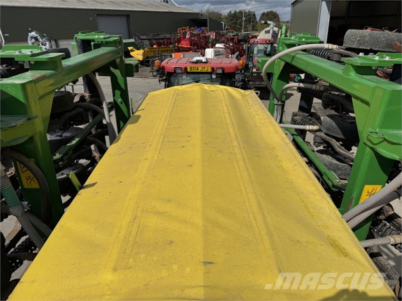 John Deere 750A 6m No Till Drill مثاقيب مدمجة