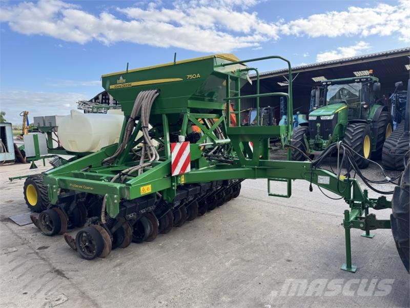 John Deere 750A Direct Drill **Grain and Fert** Combination drills