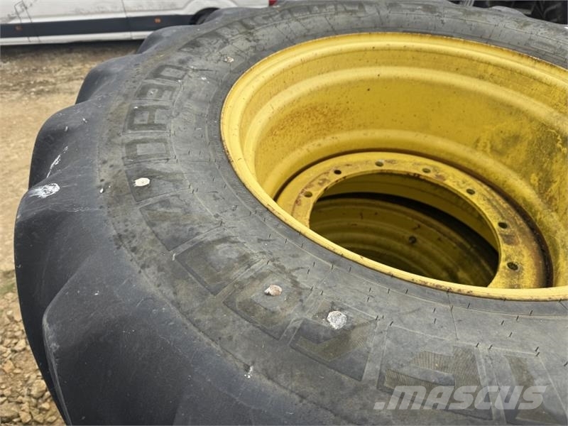 John Deere 8000 R Series 600 and 710 Wheels and Tyre's Agriculture - Autres