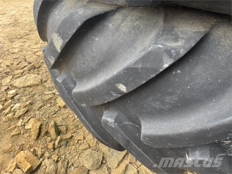 John Deere 8000 R Series 600 and 710 Wheels and Tyre's Agriculture - Autres